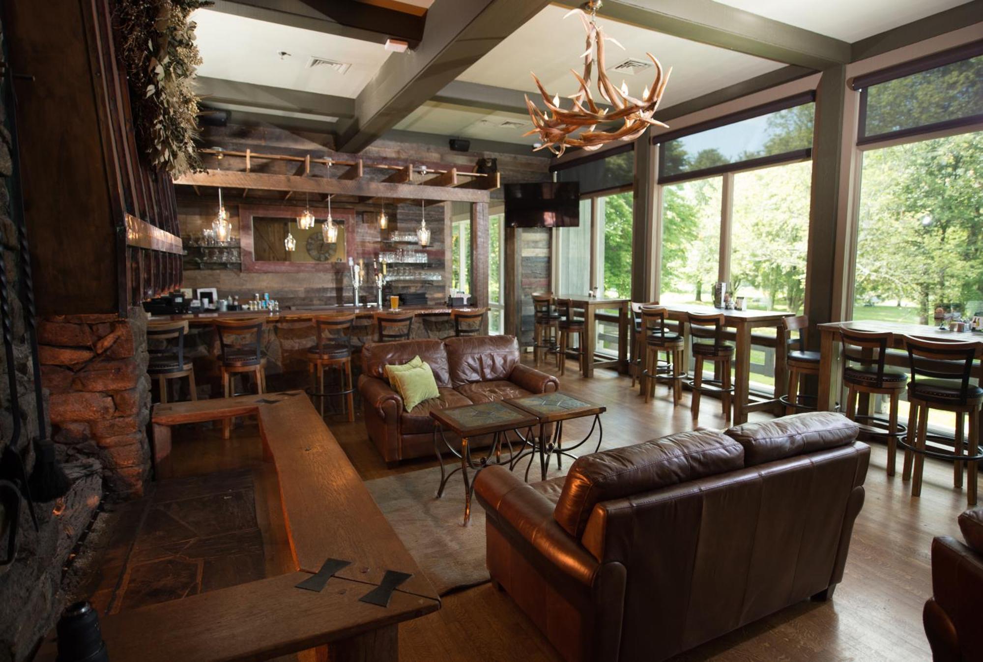 Peaks Of Otter Lodge Bedford Bagian luar foto